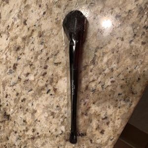 Lancôme blush and Eyeshadow Brush